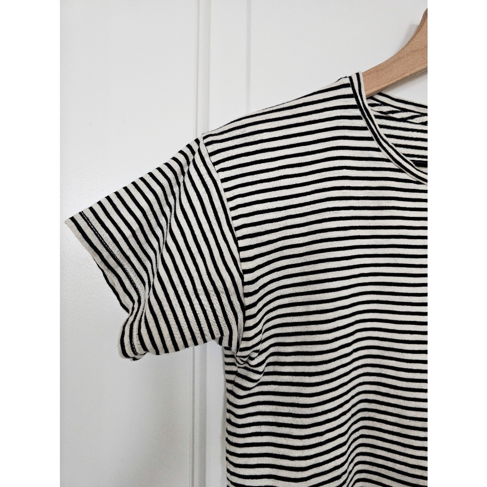 Madewell | Striped Round Hem Tee - Picture 2 of 9